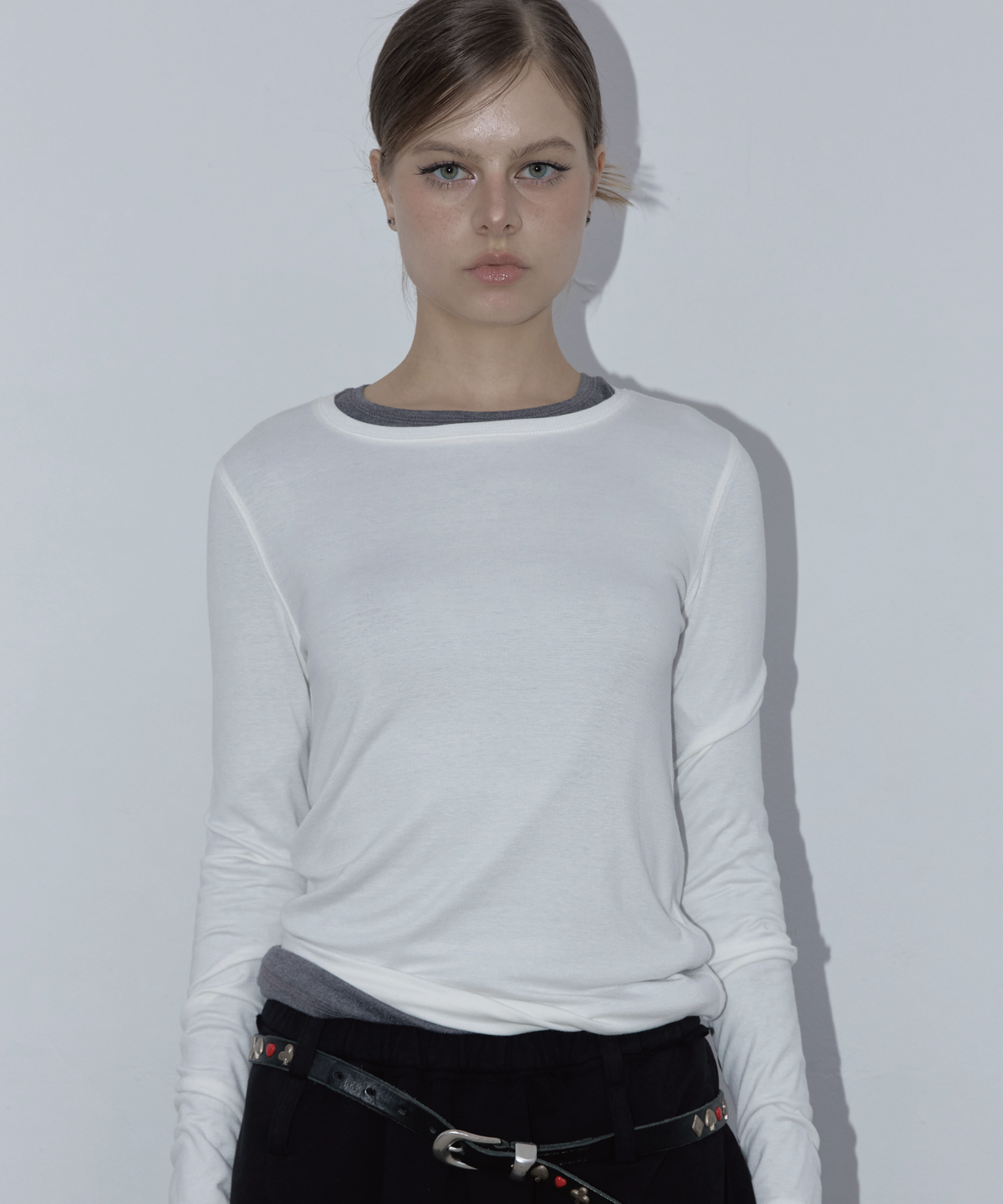 태리아떼(TELIATE) Logo Long Sleeve (Wh)