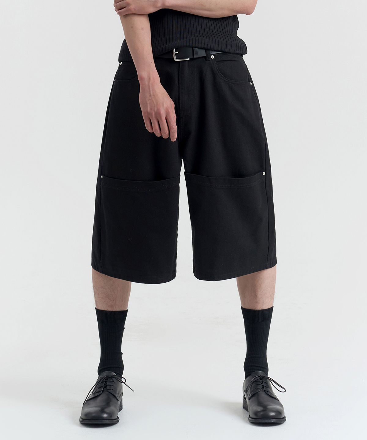 노페이머스(NOFAMOUS) Twill Pocket Cotton Bermuda Shorts (Black)