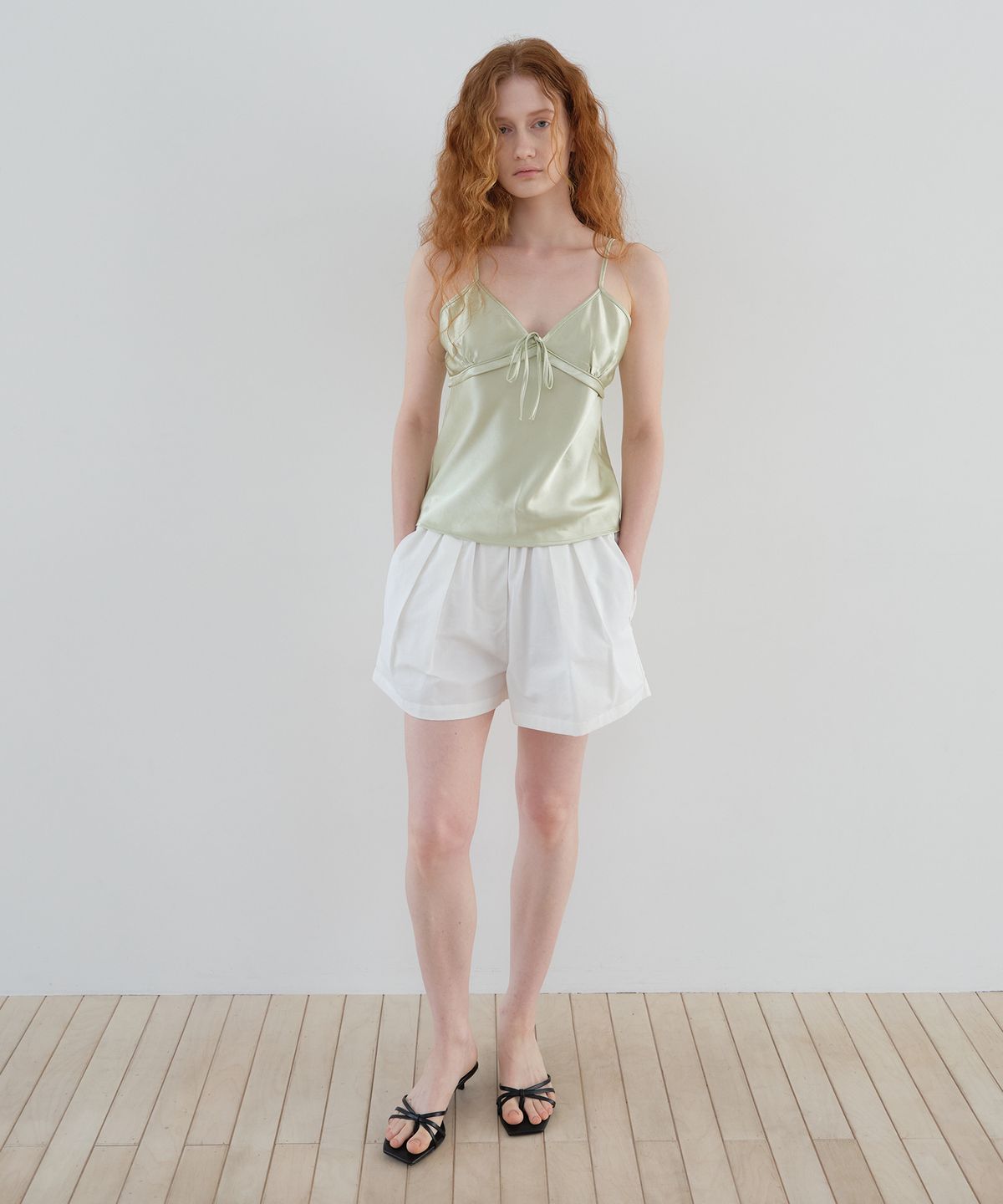 포에트서울(POETSEOUL) AUBE SHORTS_white