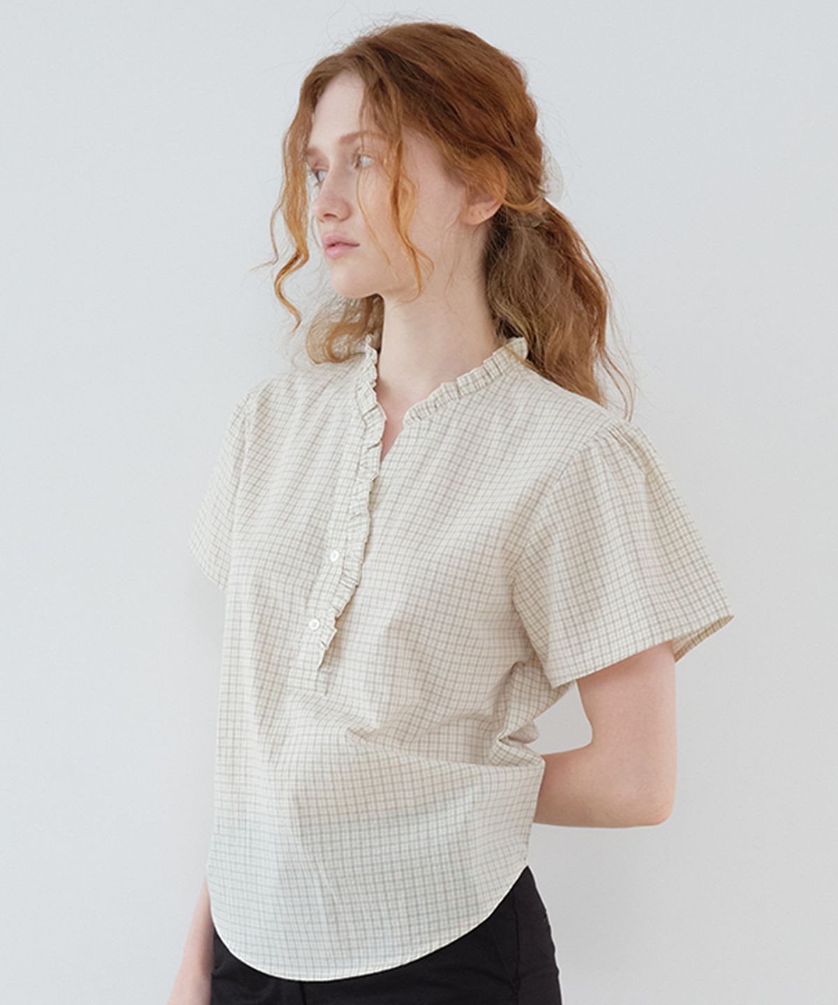 포에트서울(POETSEOUL) SLOW FRILL BLOUSE_check ivory