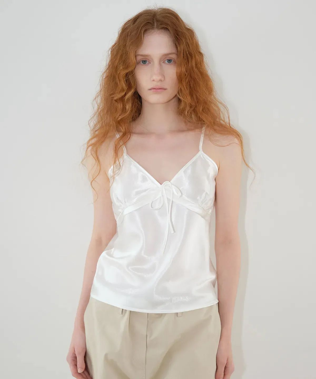 포에트서울(POETSEOUL) RIBBON SATIN SLEEVELESS_white