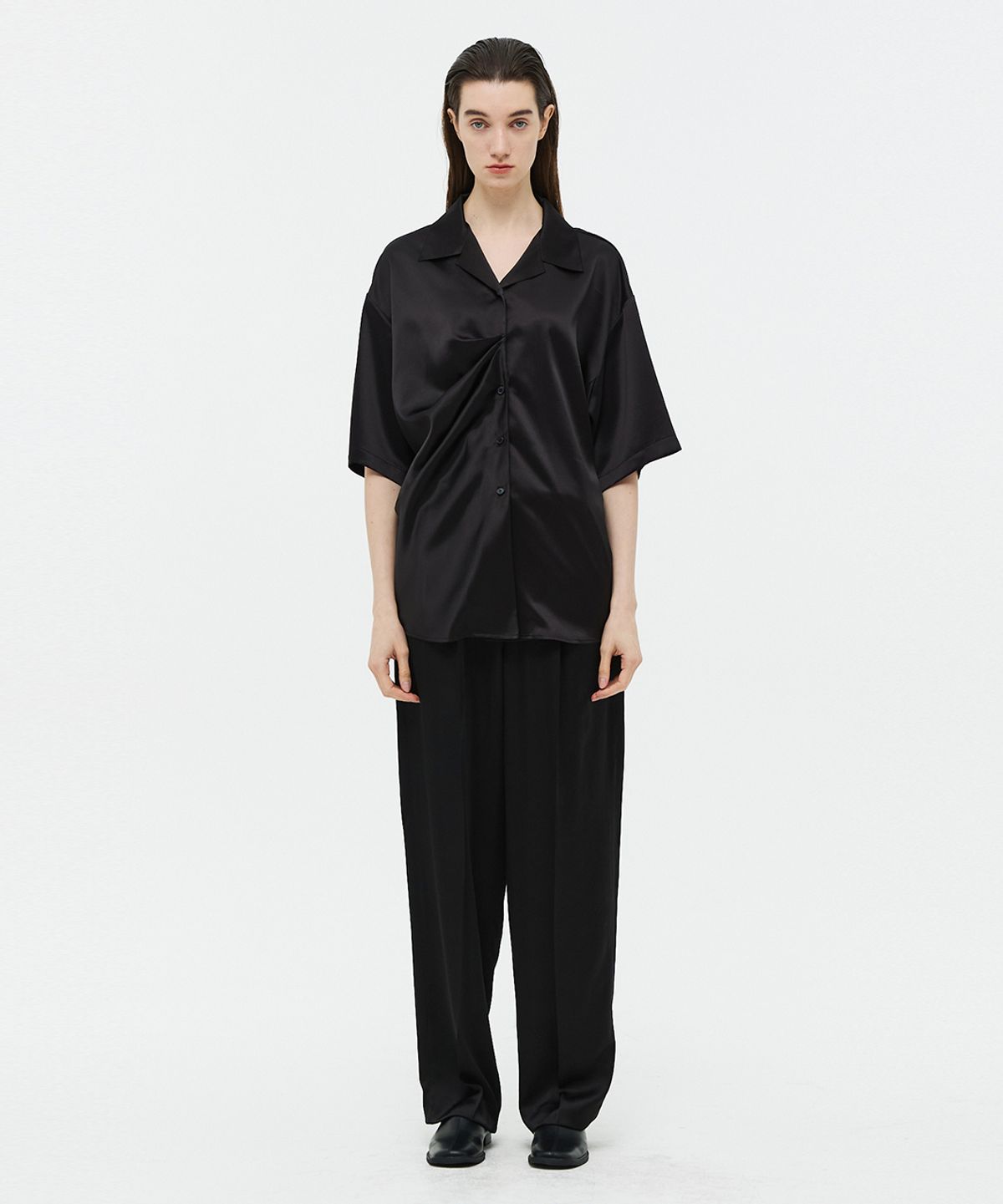 베데르미(VEDERMI) satin front tuck half sh