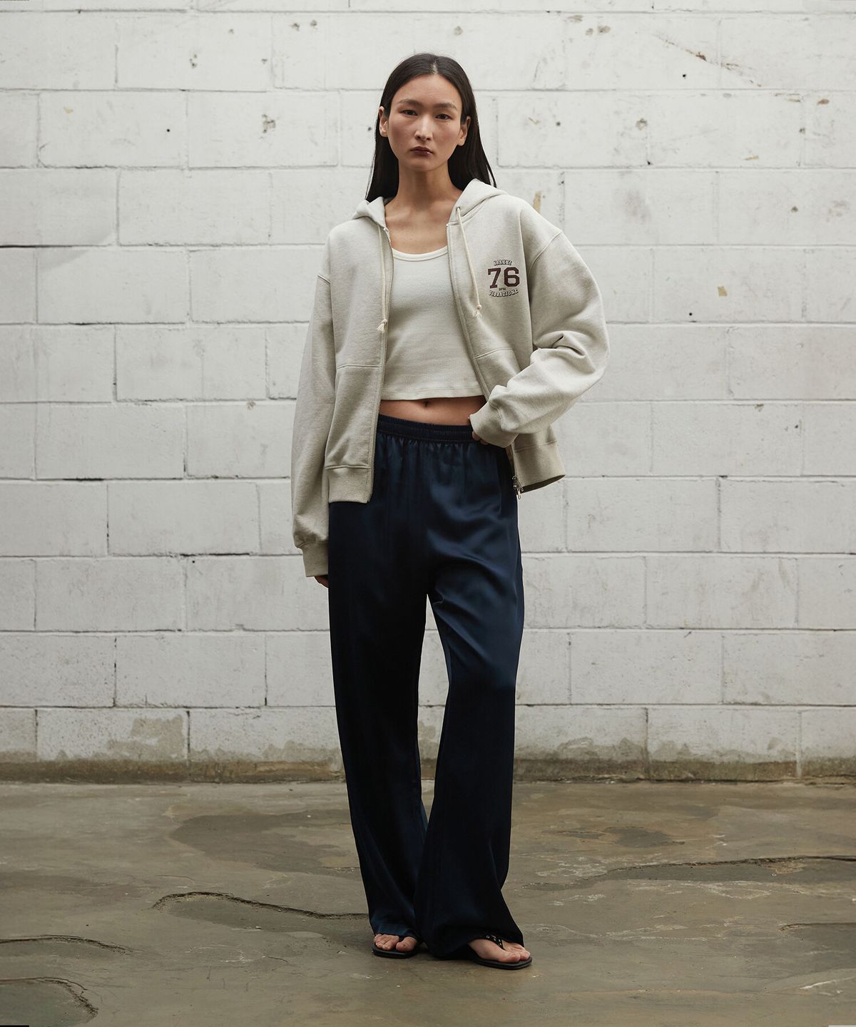 크래키(KRAKKI) [Unisex] Satin Pants_Black [KR265PUP403]