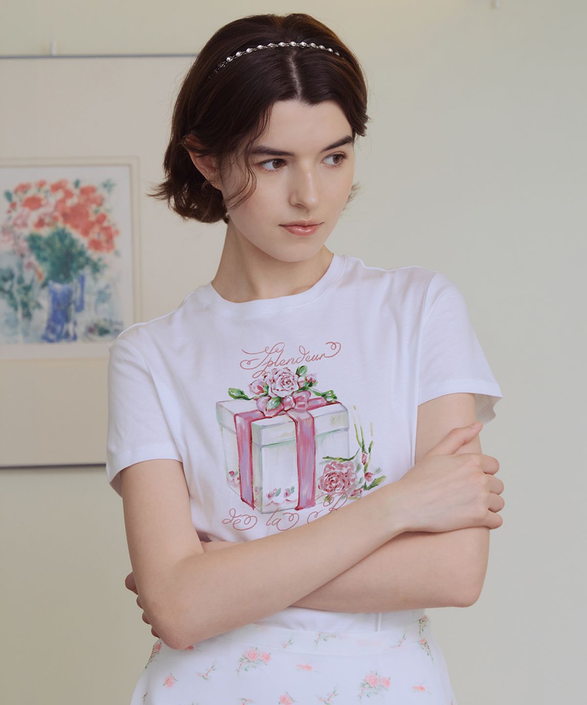 아이스가든에이오공팔(ICE GARDEN A.508) Rose Decorated Gift Box Print T-shirt
