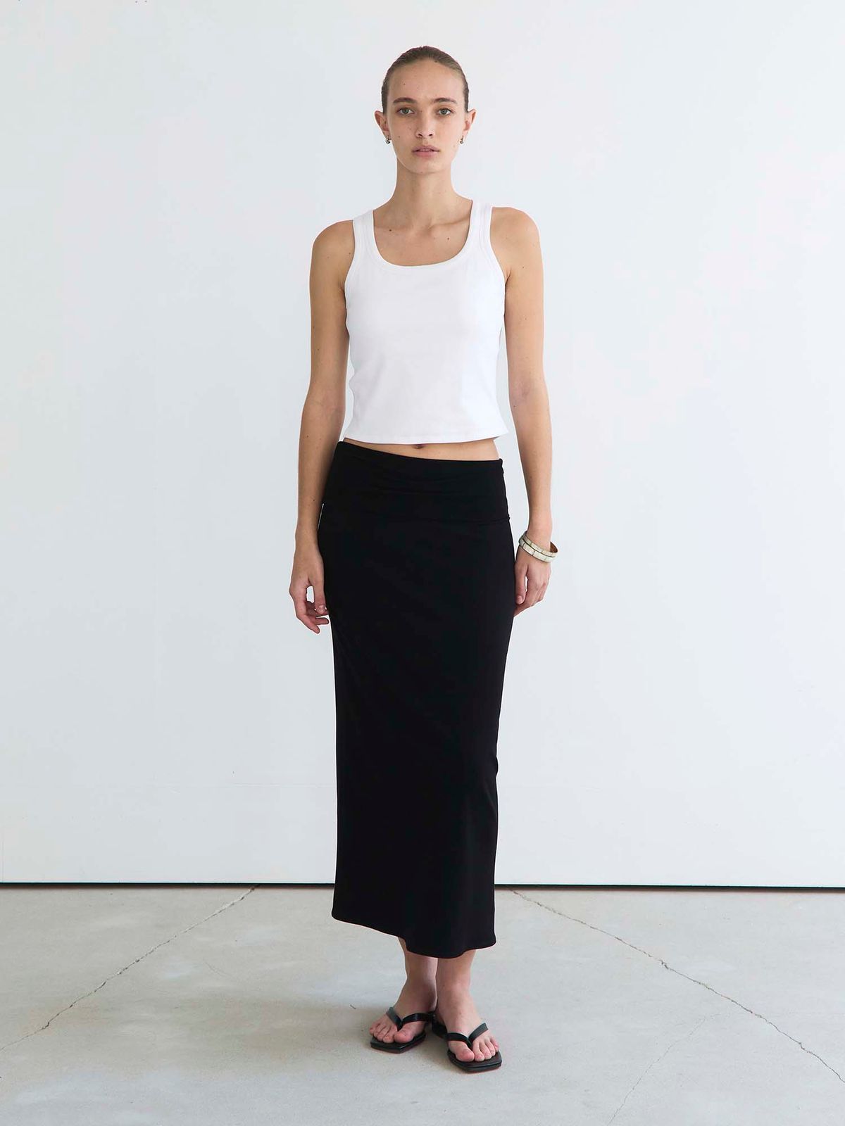 오베르(AUBER) Foldable Ribbed Dress Skirt - Black