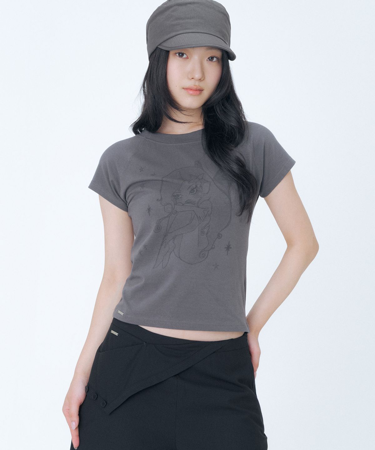 미세키서울(MISEKI SEOUL) Hannah fairy raglan short sleeve CHARCOAL