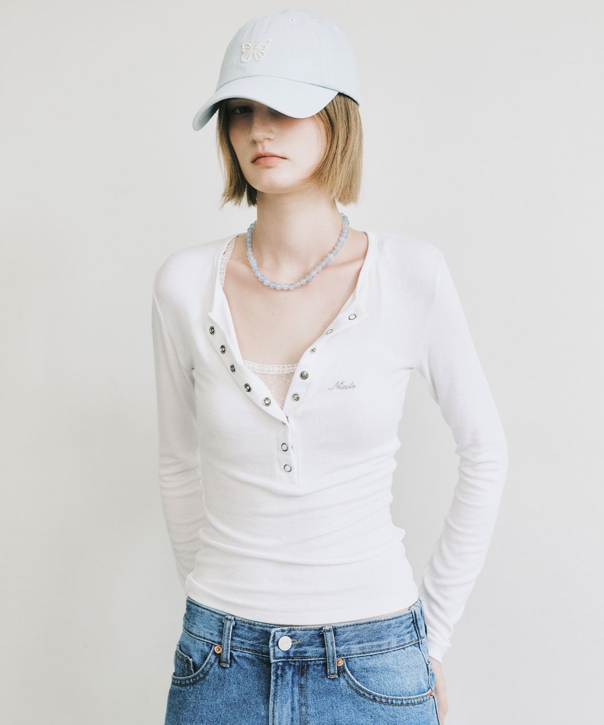닉앤니콜(NICK&NICOLE) BUTTON HENLEY NECK TOP_IVORY