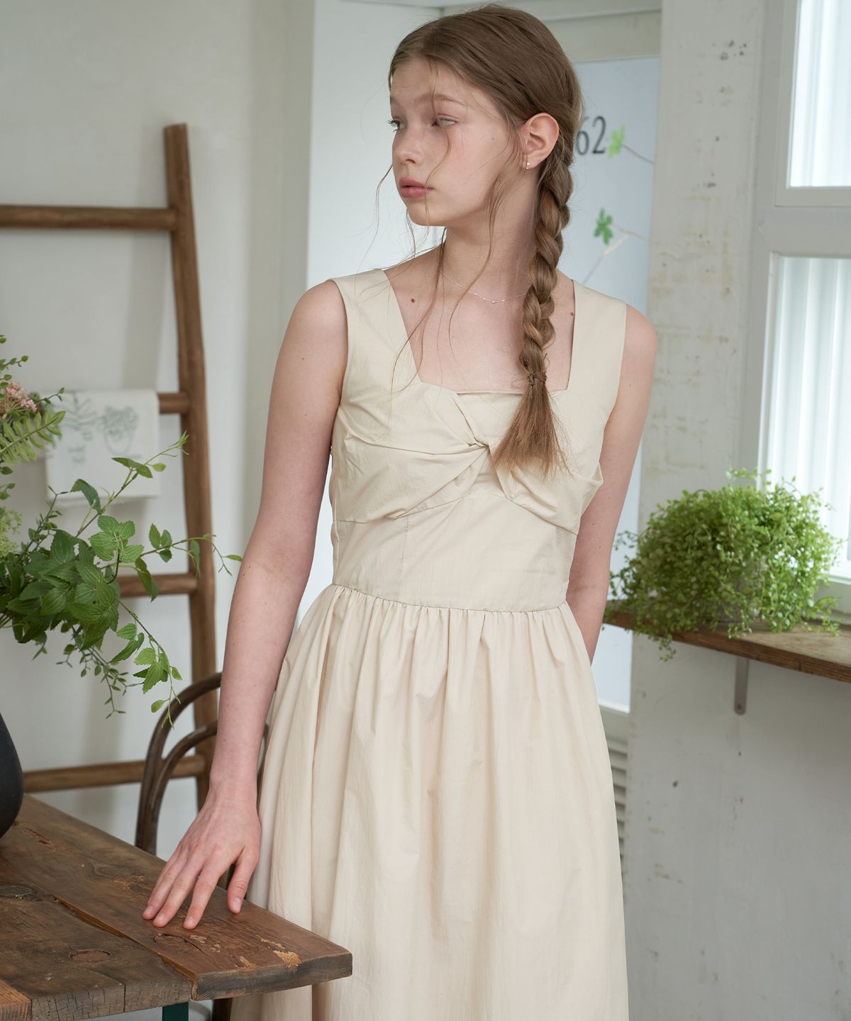 플로브(FLOVE) TWIST FLARE DRESS_L/BE