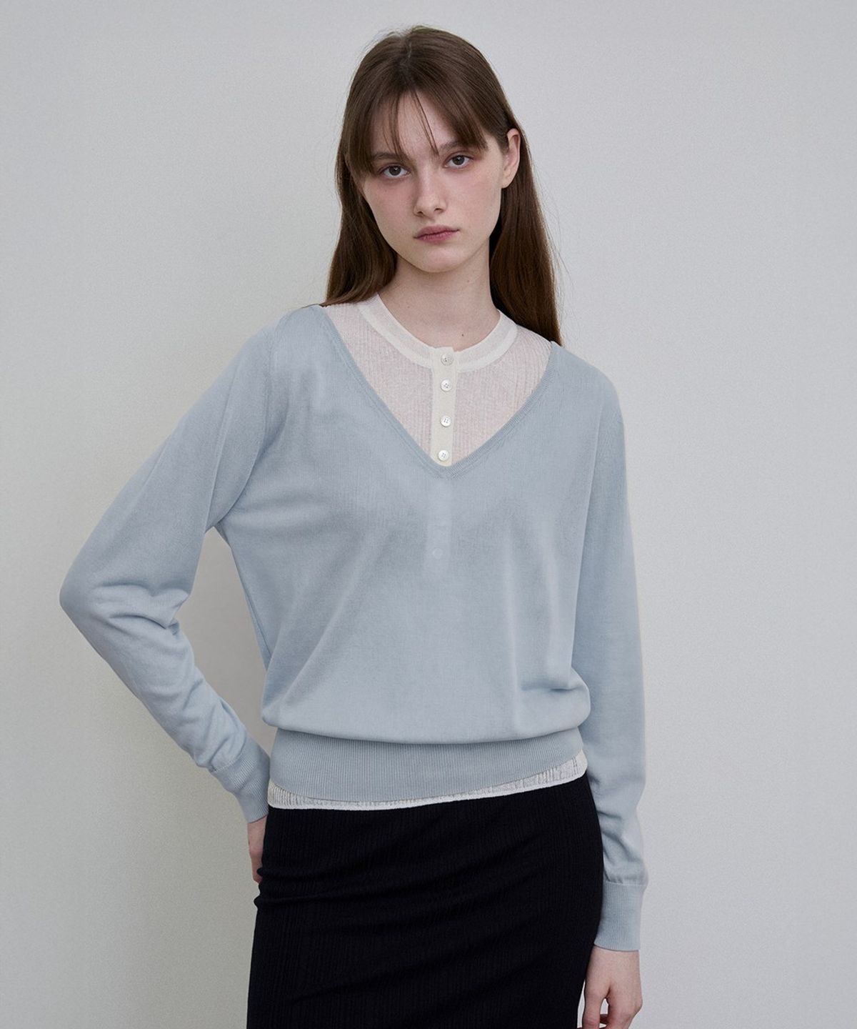 디에토(DEETO) Sheer V-Neck Pullover [SKY BLUE]