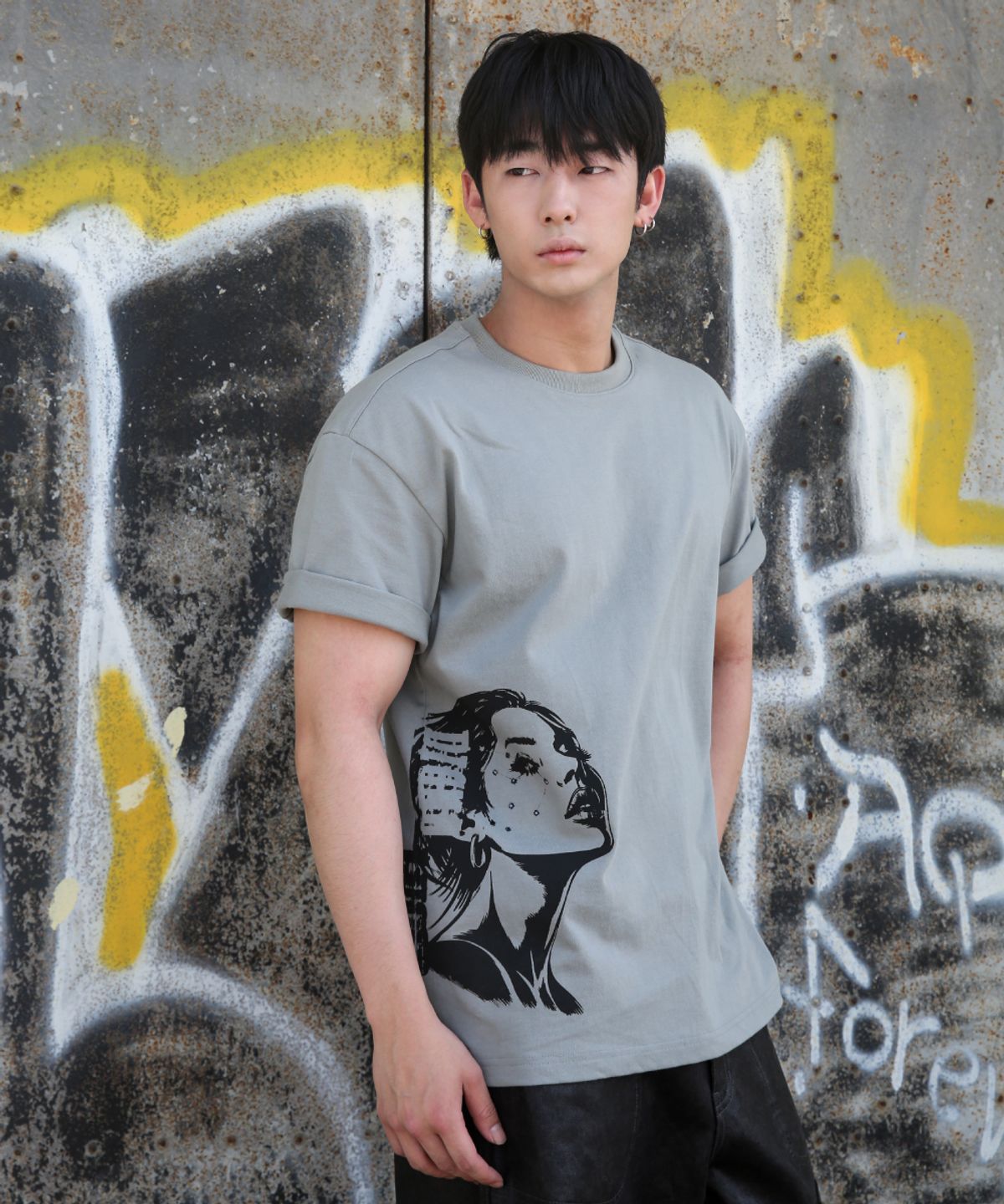 디그노루시르(DIGNOLUCIR) 아쿠아리스 큐빅 반팔 (Khaki)
