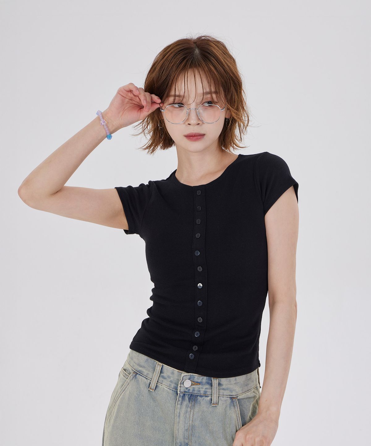 디스펑트(DYSFUNCT) BUTTON DETAIL CAP SLEEVES TOP(BLACK)