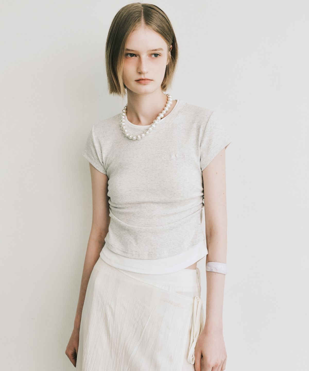 닉앤니콜(NICK&NICOLE) LAYERED SHIRRING SLIM TOP_MELANGE