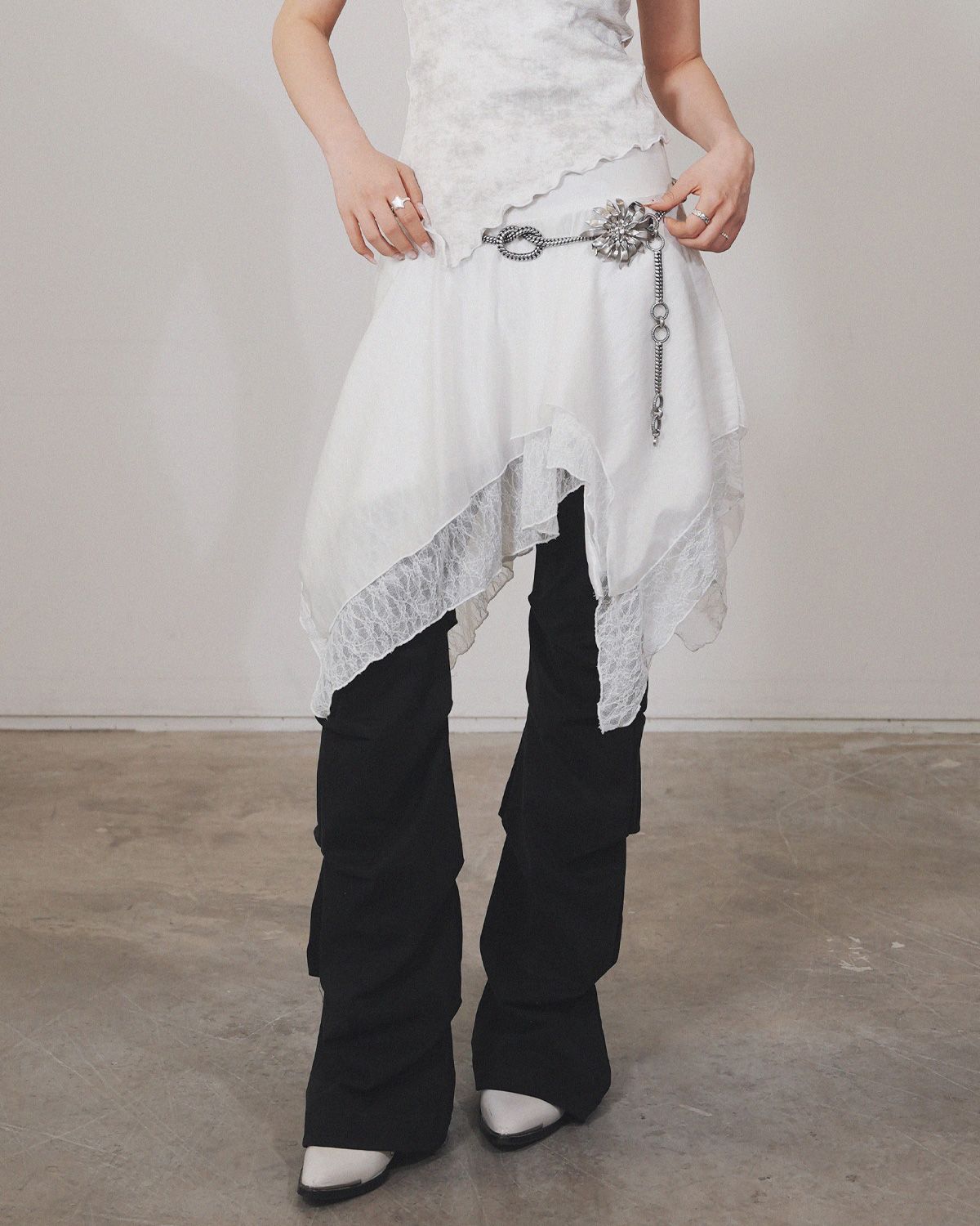 여린(YEORIN) Lace Layered Skirt (White)