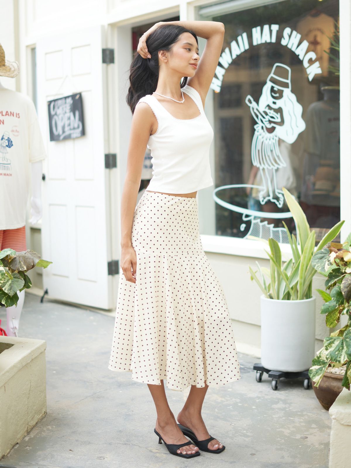 랭앤루(LANGNLU) MAILI Satin Skirt(메일리)_BUTTER