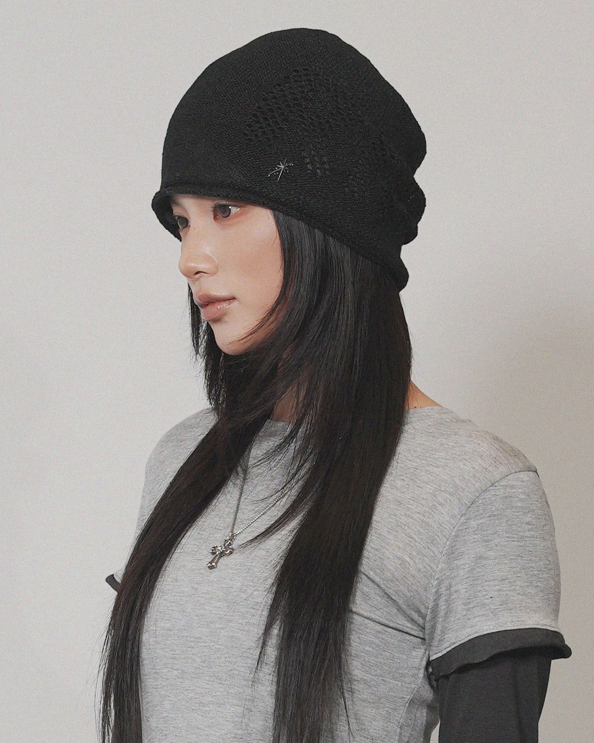 여린(YEORIN) Punching Knit Beanie (Black)