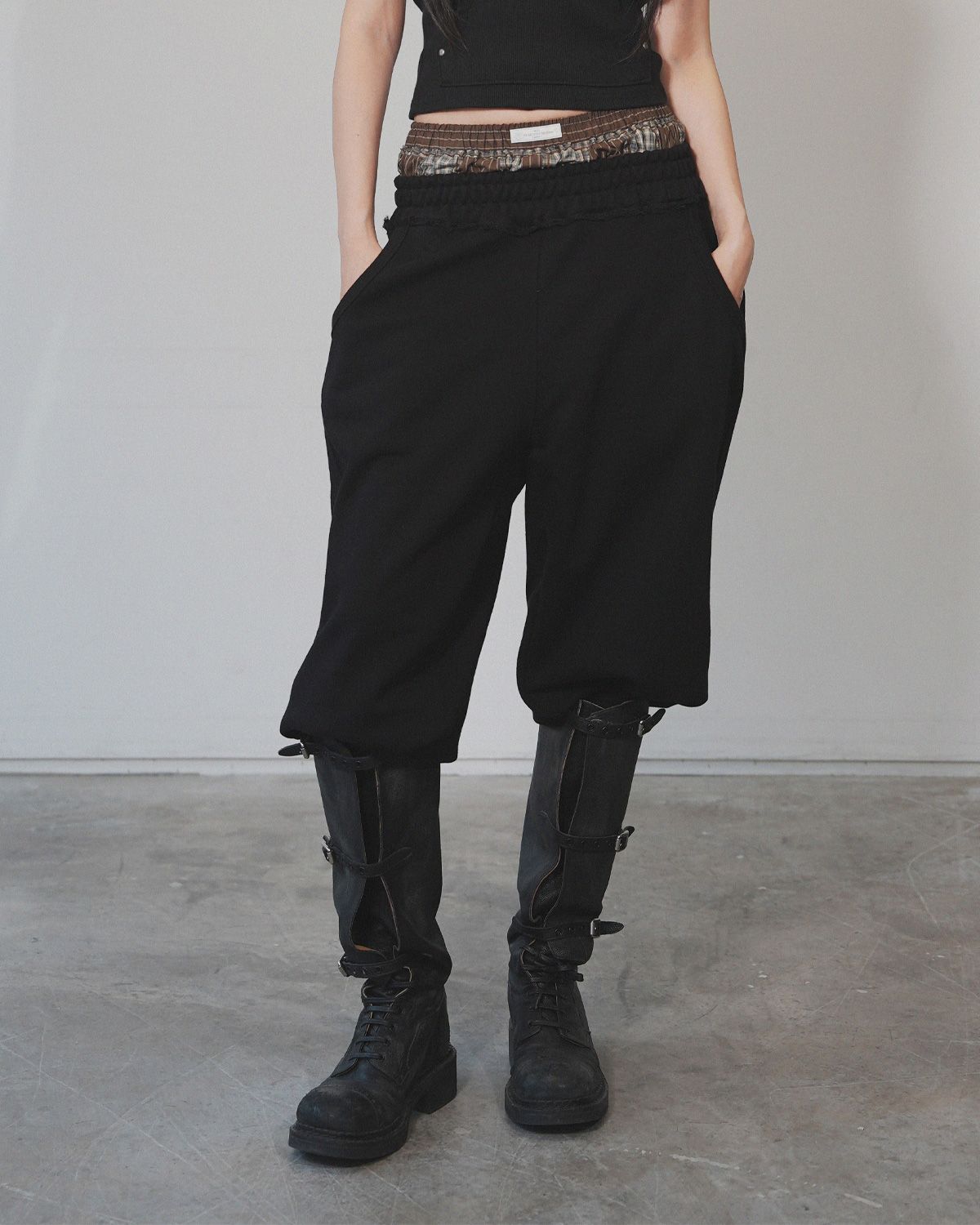 여린(YEORIN) Sagging Jogger Pants (Black)