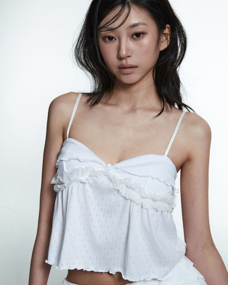 플라워 프릴 레이스 슬리브리스 탑