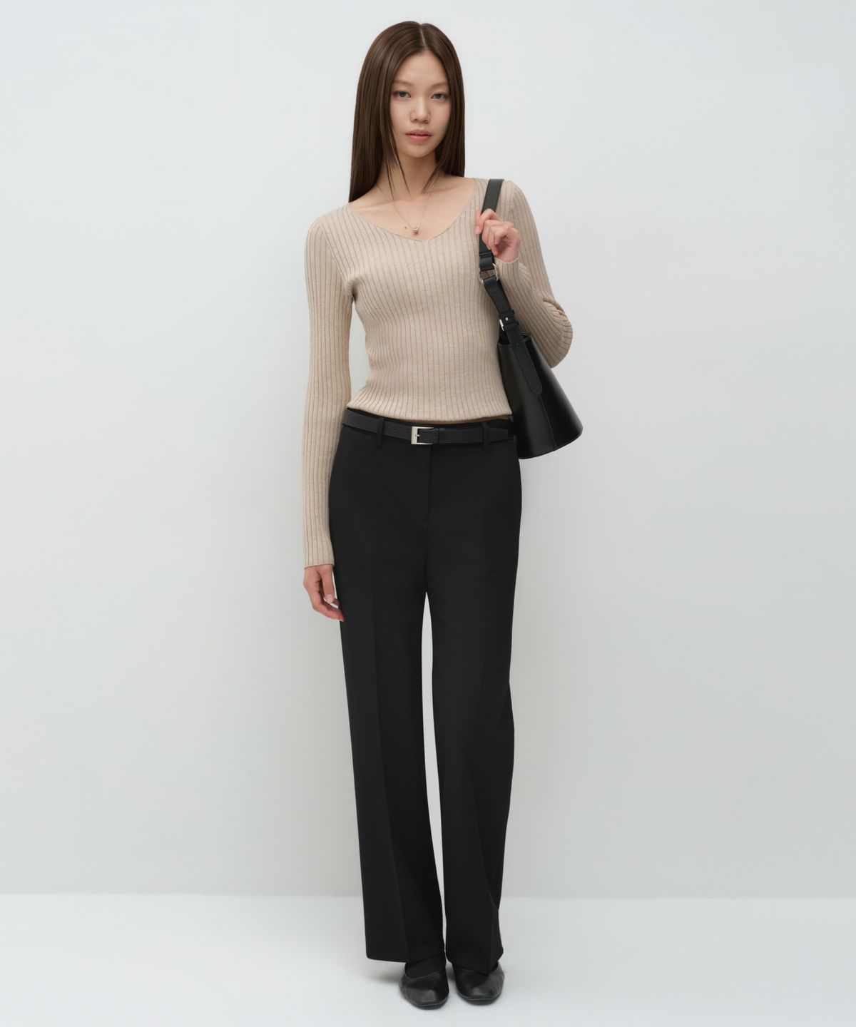 무신사 스탠다드 우먼(MUSINSA STANDARD WOMAN) 우먼즈 스트레이트 히든 밴딩 슬랙스 [블랙]