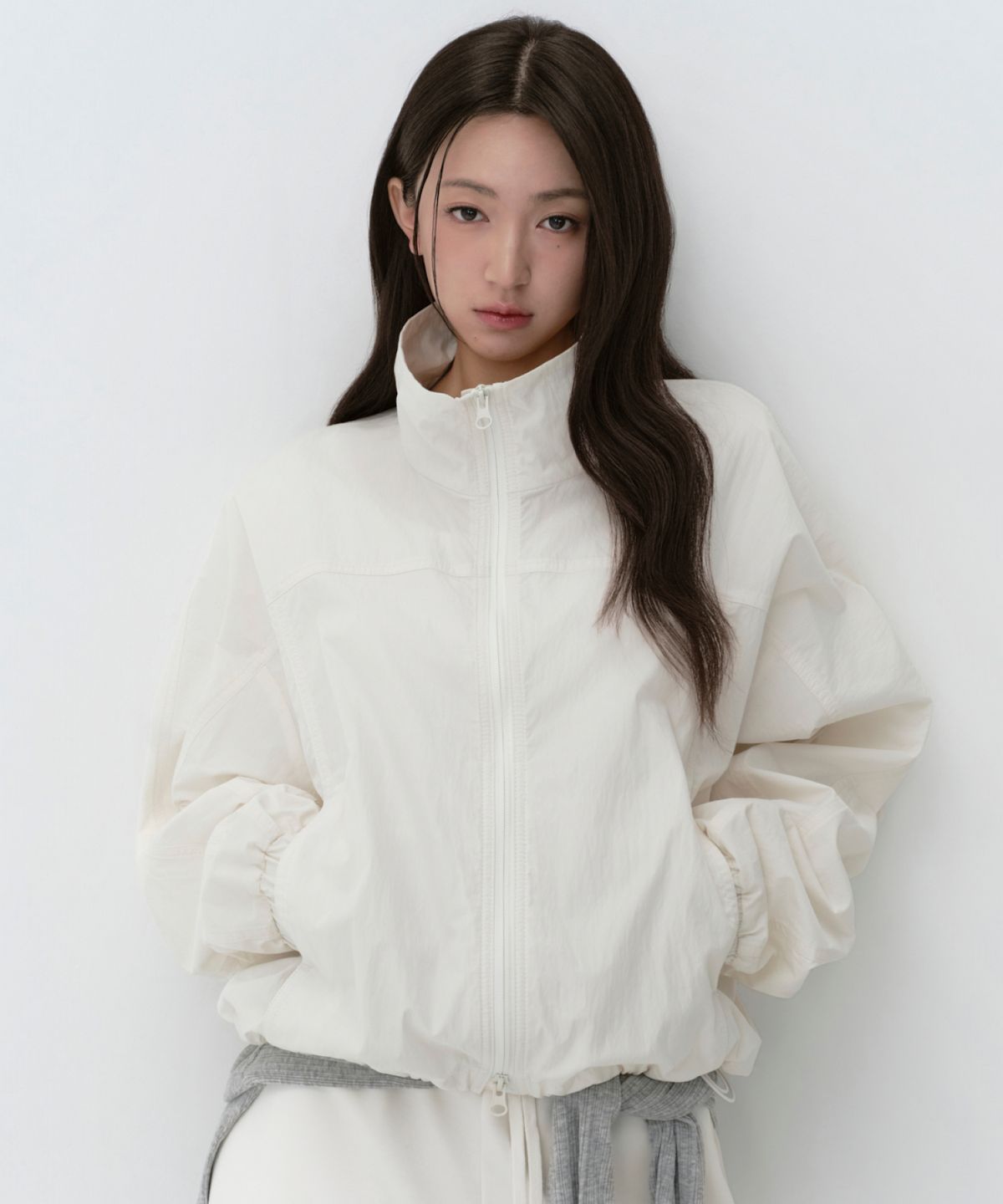 무신사 스탠다드 우먼(MUSINSA STANDARD WOMAN) 우먼즈 CN 하이 넥 윈드브레이커 [아이보리]
