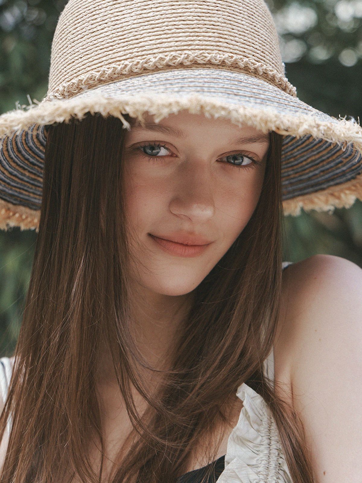 메르헨(MERCHEN) Denim raffia fringe floppy hat