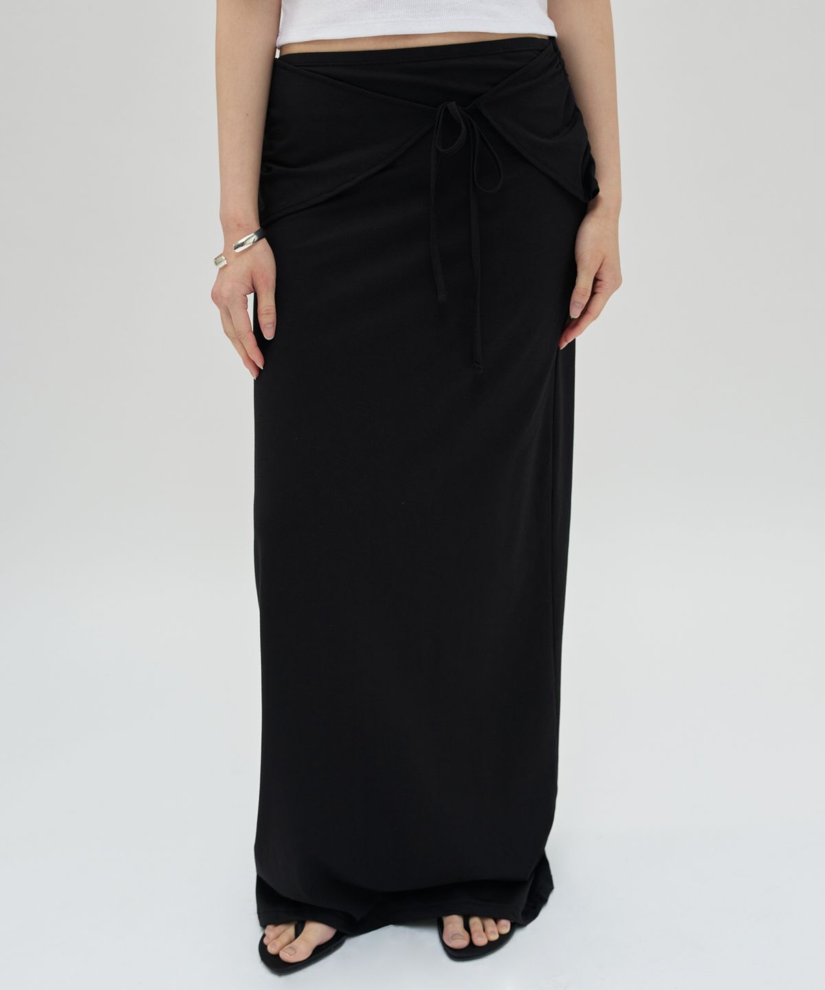 스웨이드(SUADE) SHIRRING LONG SKIRT [BLACK]