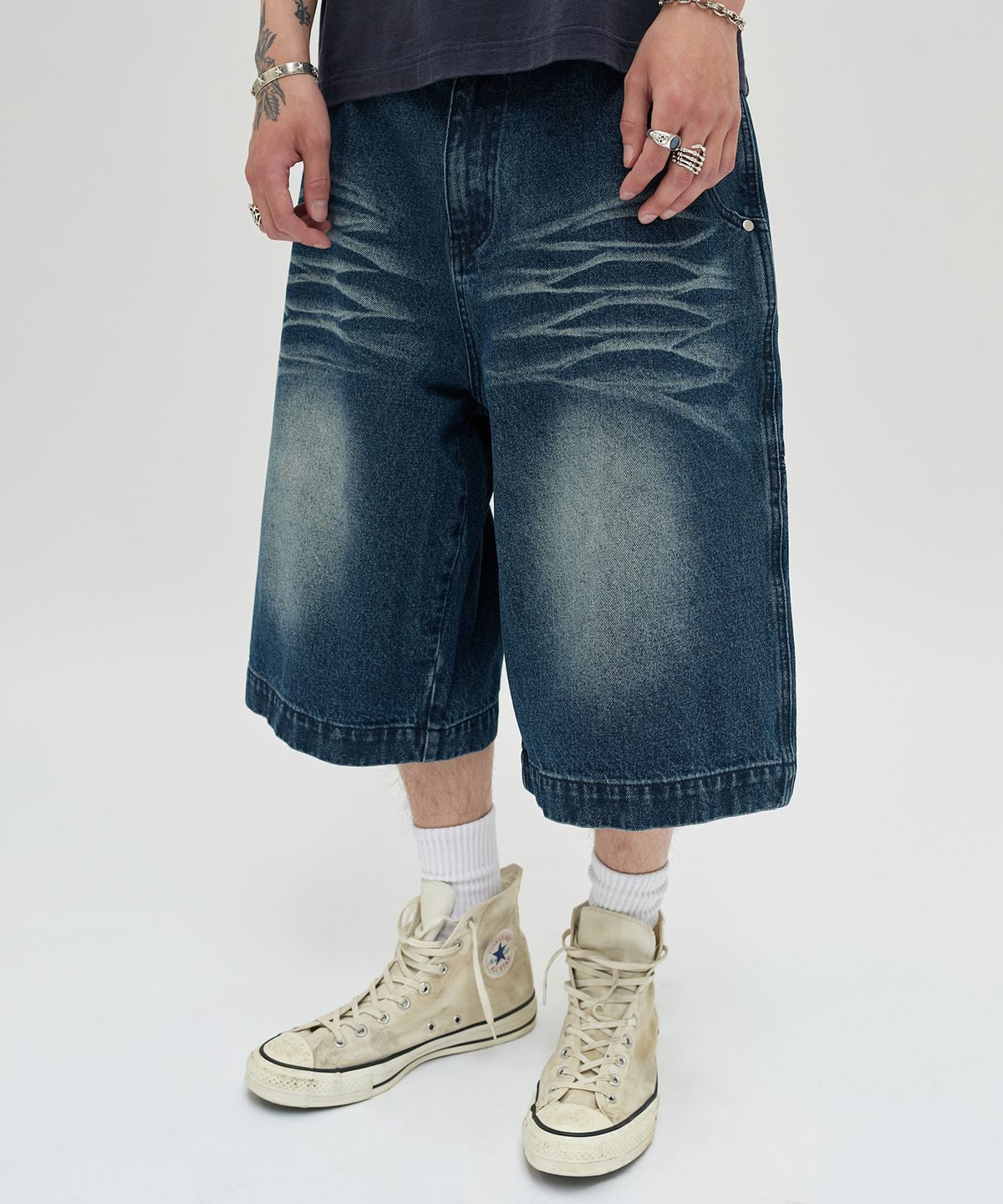 스웨이드(SUADE) WRINKLE WASHED SHORTS [DARK BLUE]