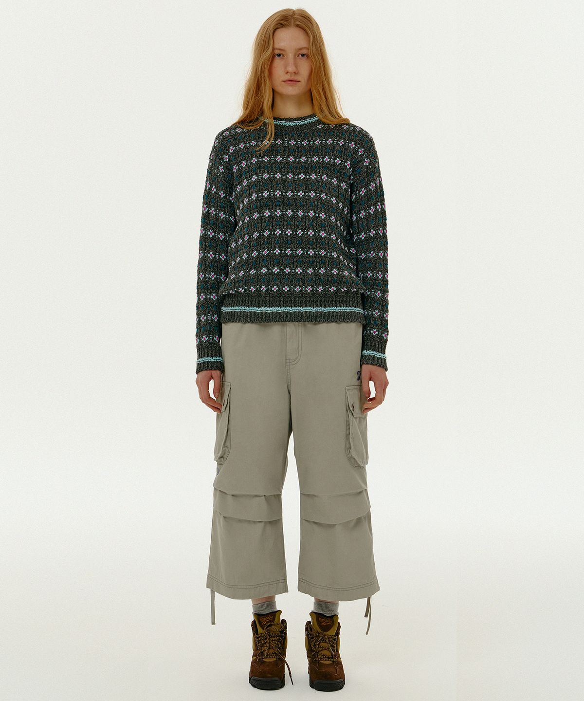 테켓(TEKET) Convex Three-Quarter Parachute Pants Beige