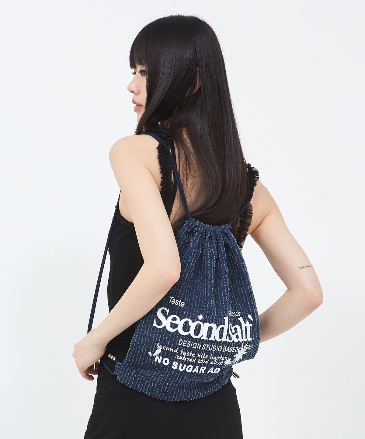 세컨드솔트(SECONDSALT) 스트링 데님 더스트백 (인디고블루)