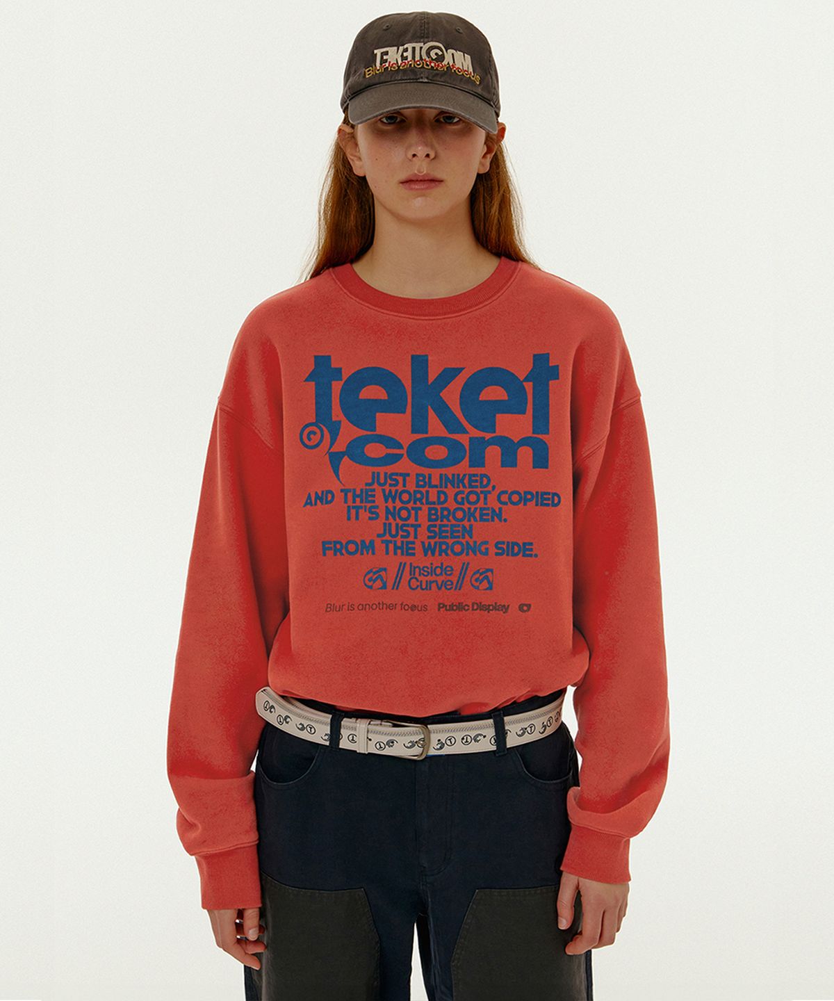 테켓(TEKET) Perspective Sweatshirt Orange