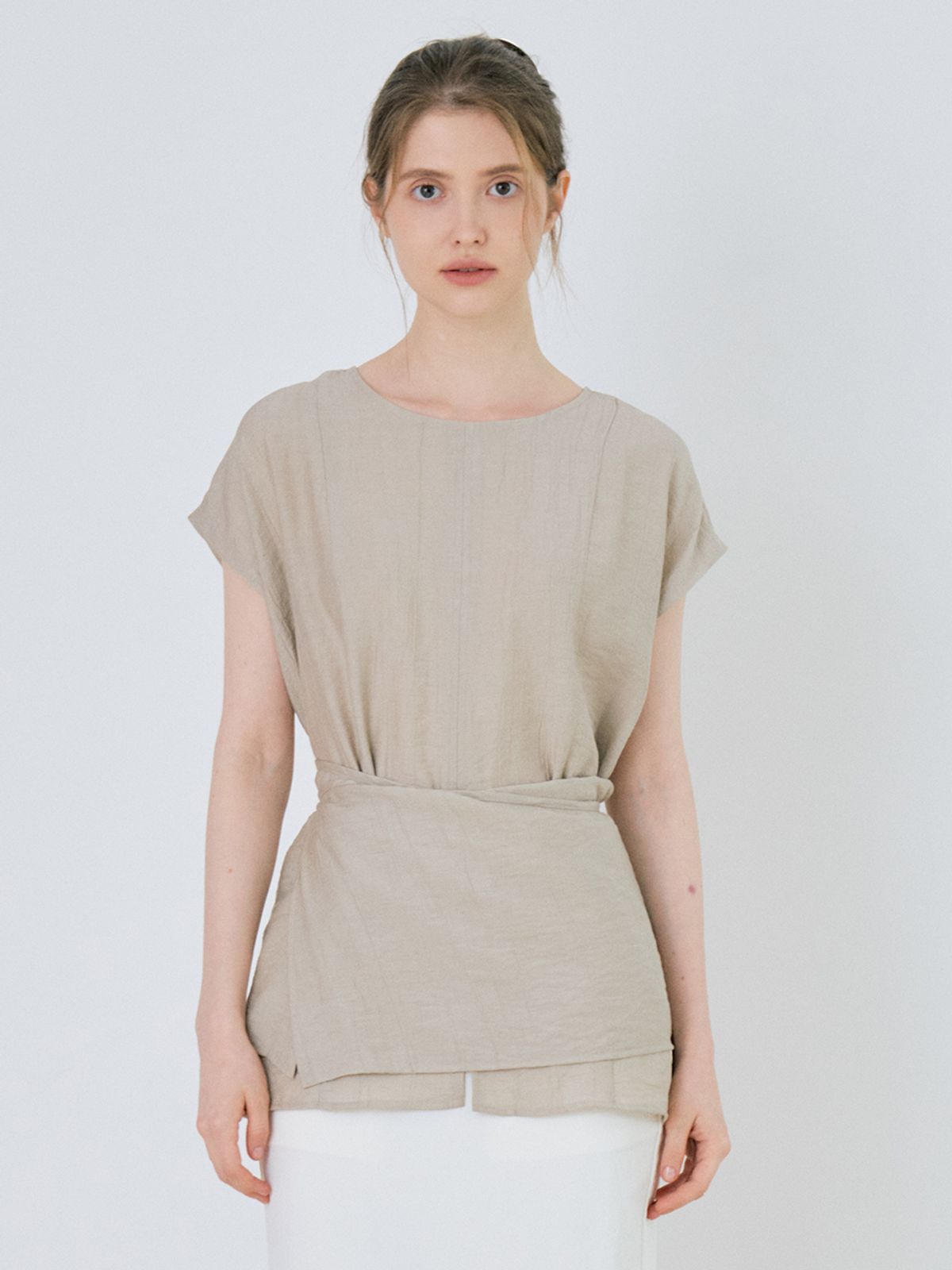 르세지엠(LESEIZEME) [SET-UP] Linen Wrap Half Sleeve Blouse - Light Khaki