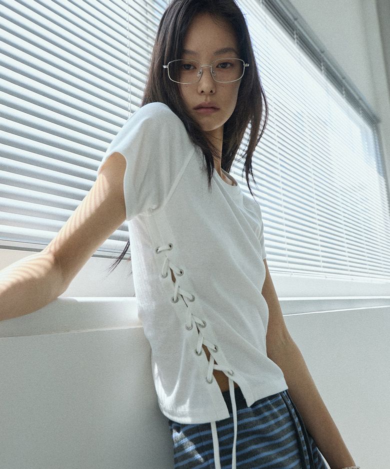 Eyelet Slit Raglan Tee Ivory