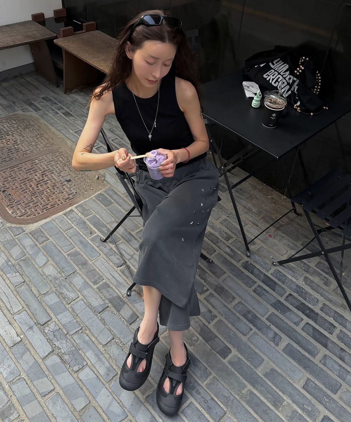 네거티브쓰리(NEGATIVETHREE) VERT ARC Sandals_Black