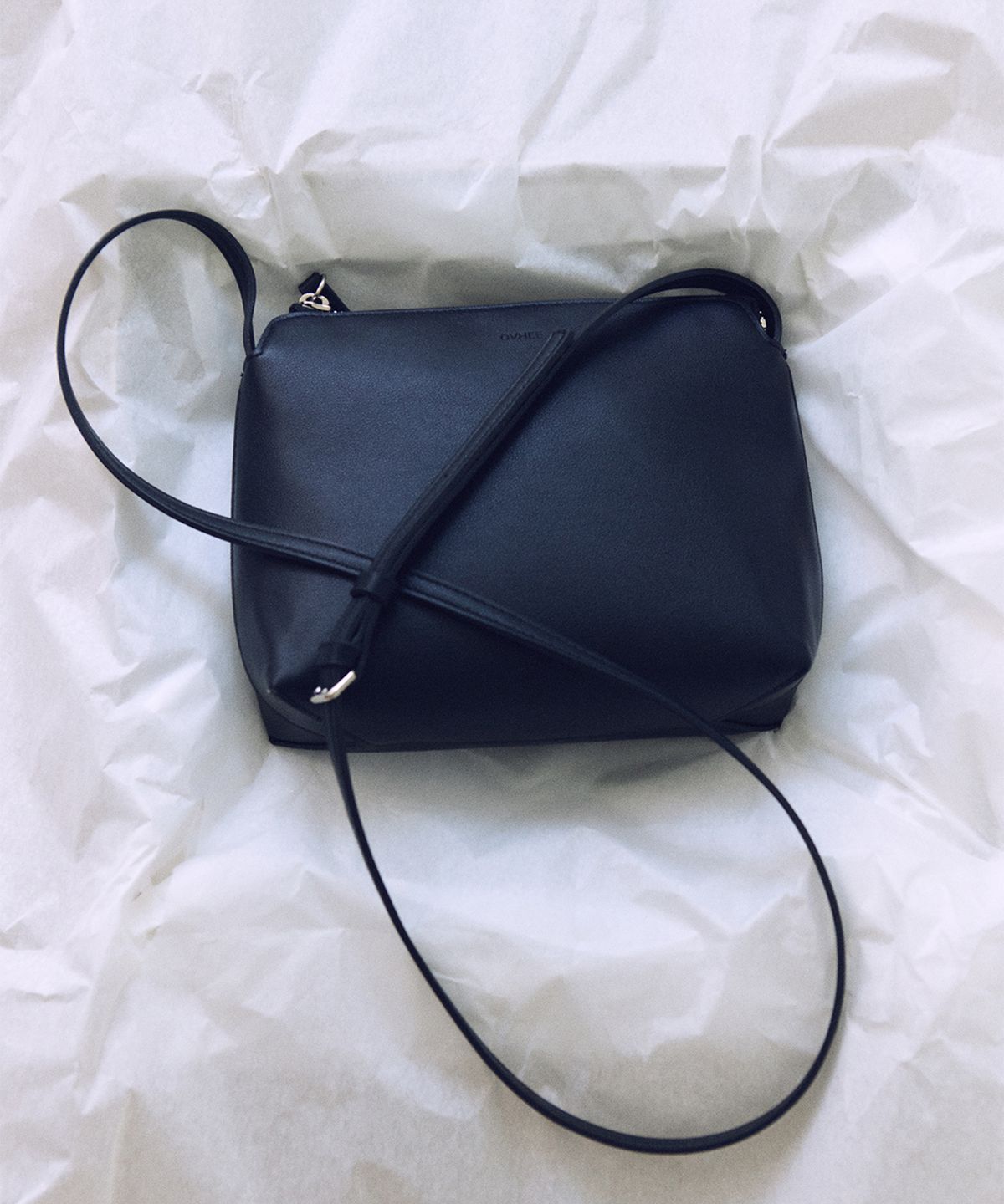 오브히(OVHEE) 메이브 크로스백 Mave Cross Bag_Black
