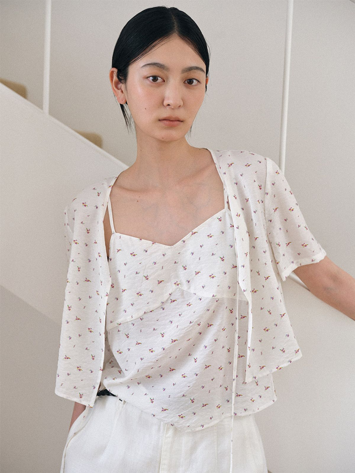 헌치(HUNCH) Flower Patterned Top Set