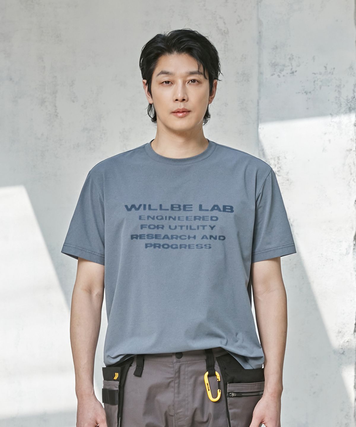 윌비랩(WILLBE LAB) 소로나 레터링 반팔 티셔츠 (BL)
