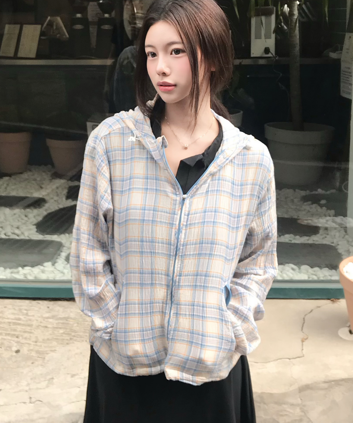 비터레인(VITTERAIN) 시어서커 크롭 후드 윈드 자켓 스카이 체크