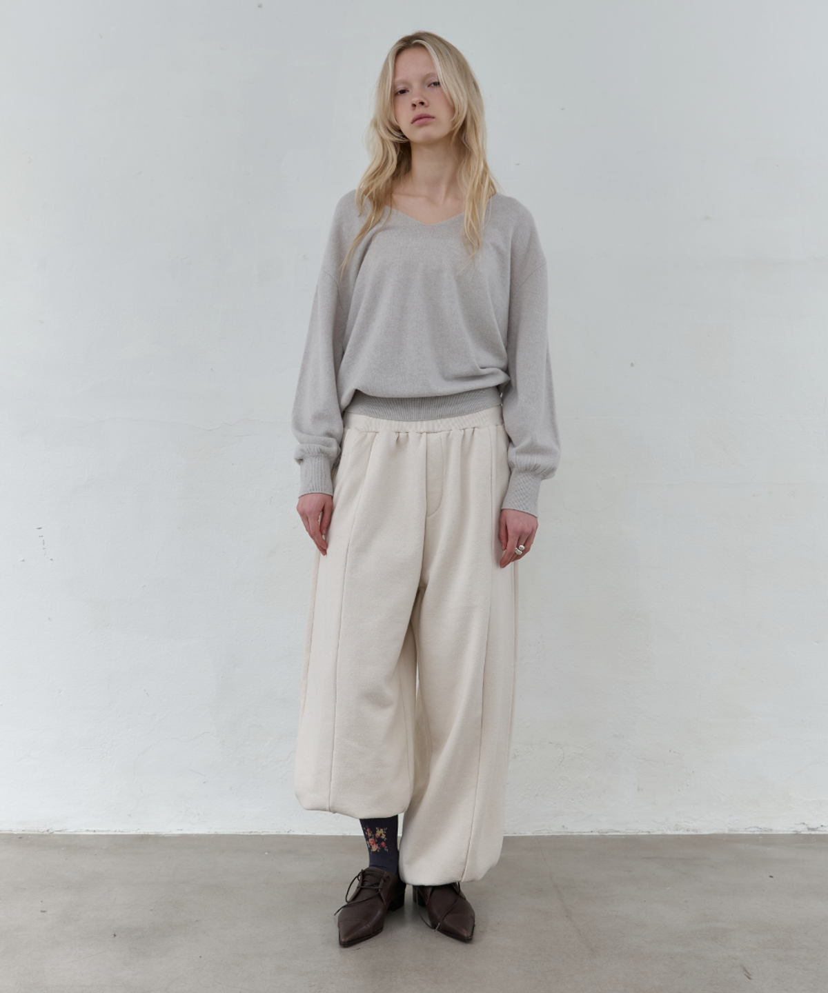 서란(SEORAN) Boucle Jogger Pants_Beige