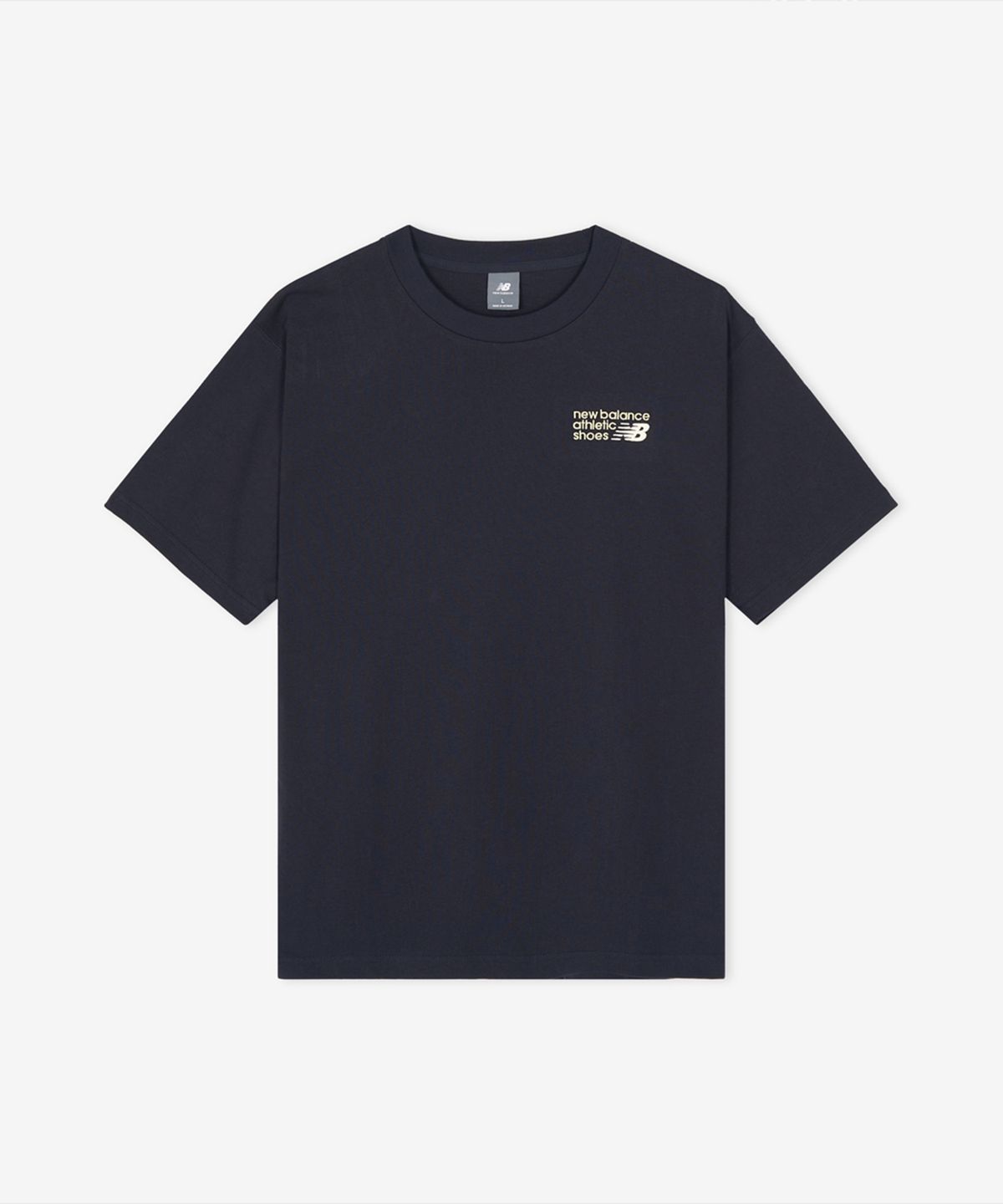 뉴발란스(NEW BALANCE) NBNEG32823 / UNI 에센셜 클래식 레터링 반팔티 (D/NAVY)