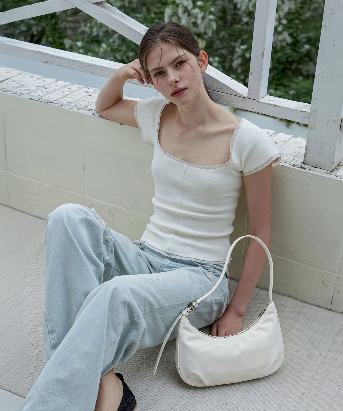 벨류엣(VALLUAT) Clevor Bag_Ivory