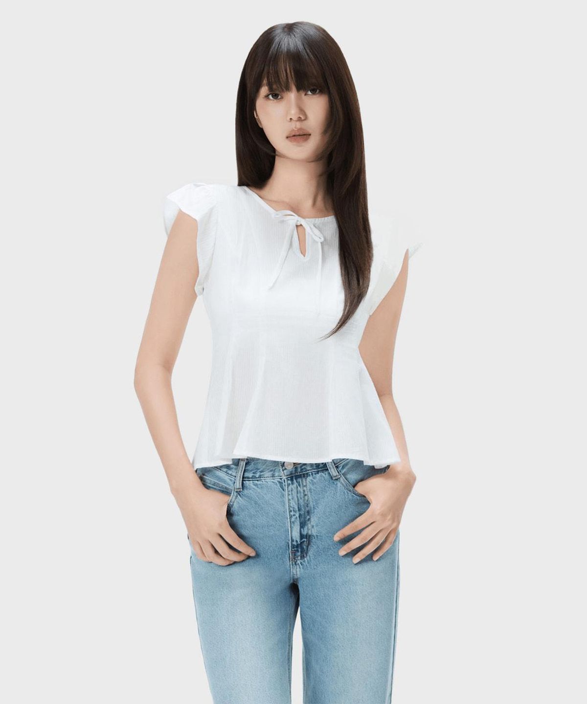 미쏘(MIXXO) 벨티드 플레어 블라우스_MIWBWG701B