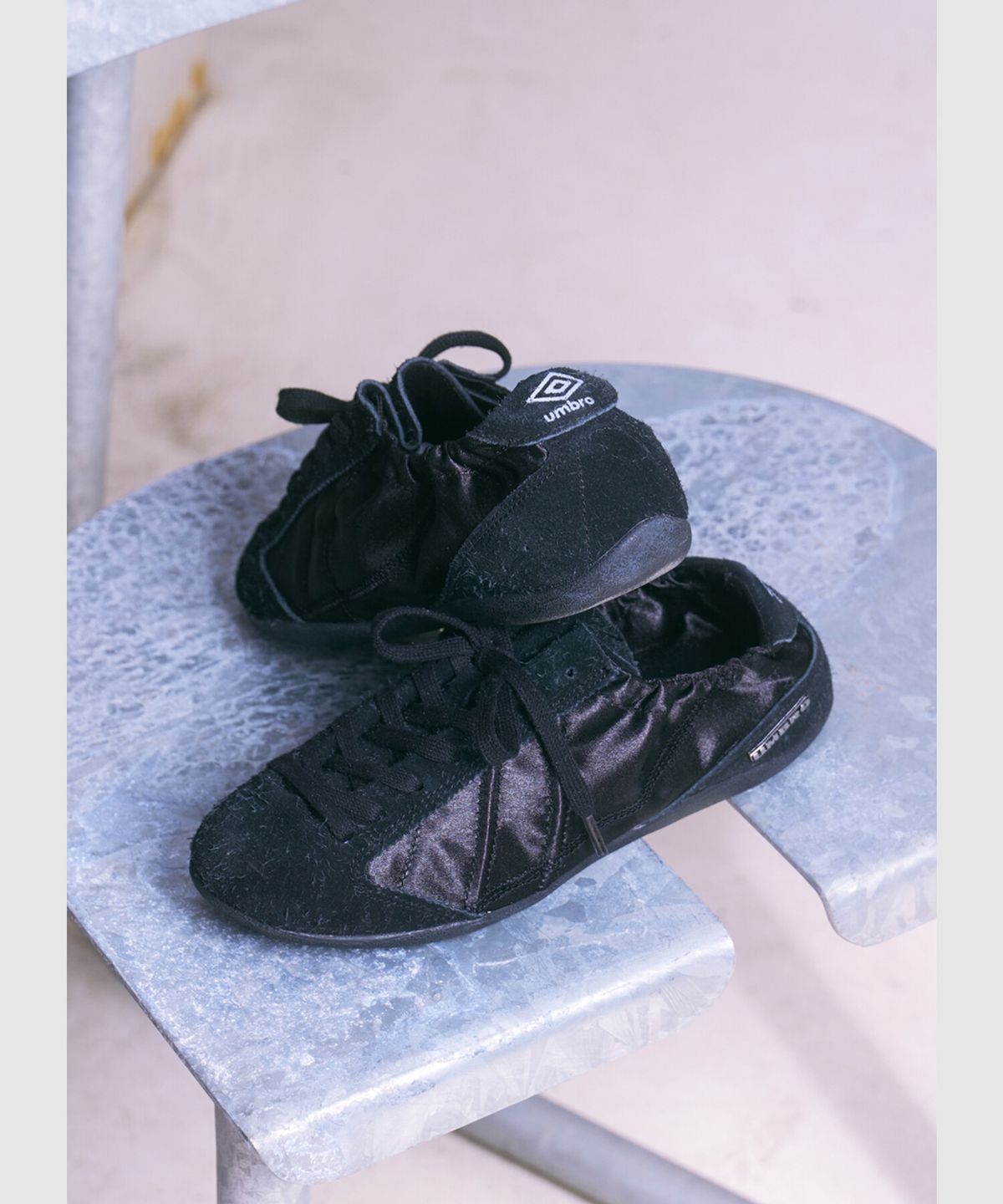 엄브로(UMBRO) BELLE MUSE (벨뮤즈) 블랙 UR222CCU50