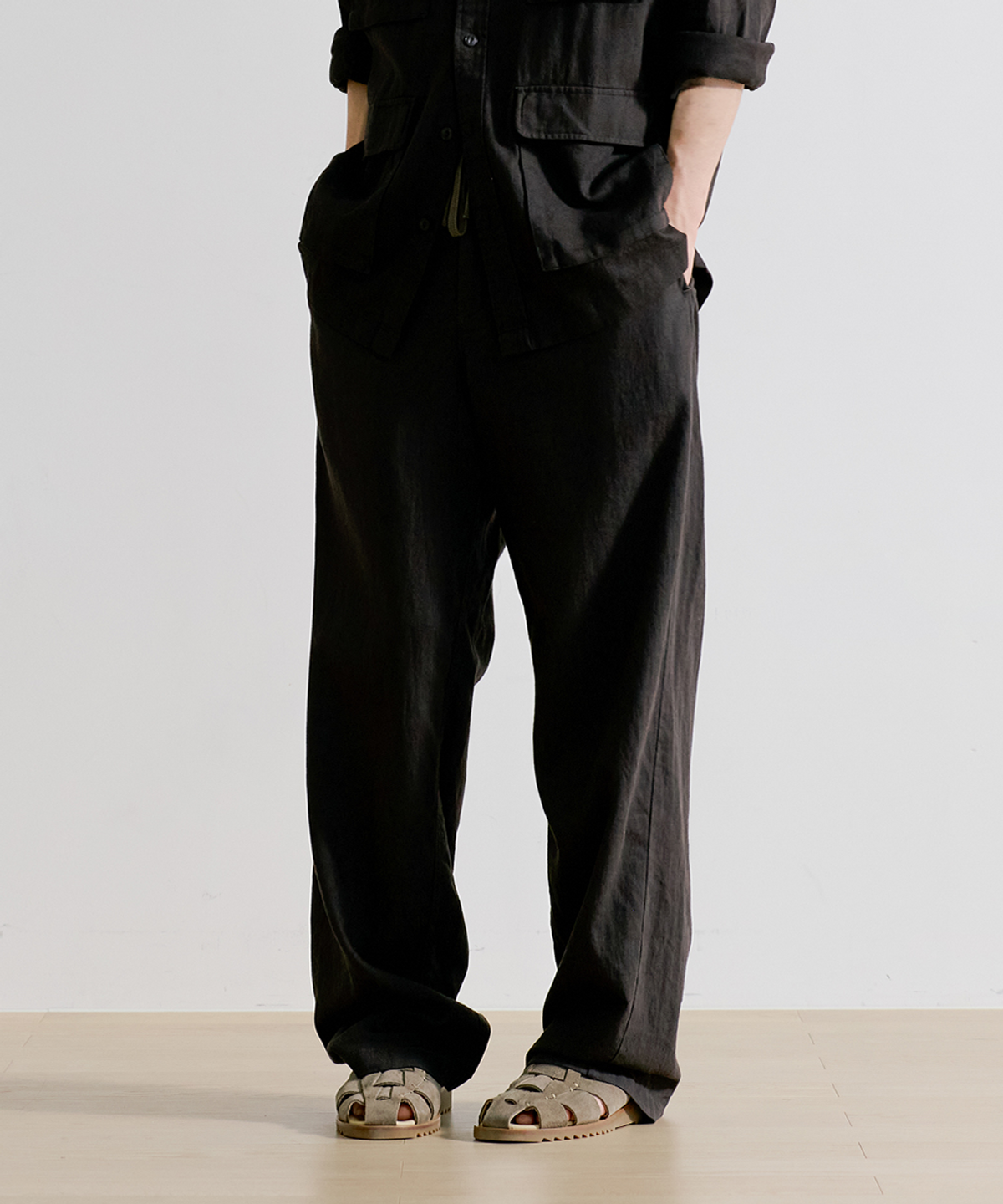 유니온블루(UNION BLUE) LINEN EASY PANTS [MUD BROWN]