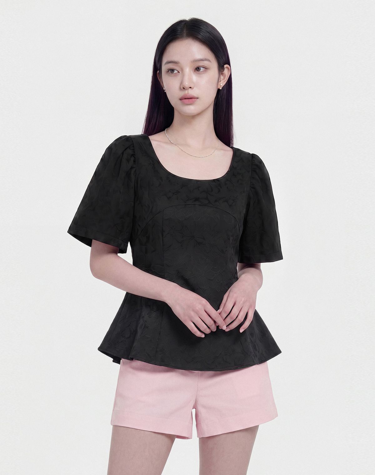 지에마르(GIEMAR) MUSE FLARE BLOUSE BLACK 뮤즈 플레어 블라우스 블랙