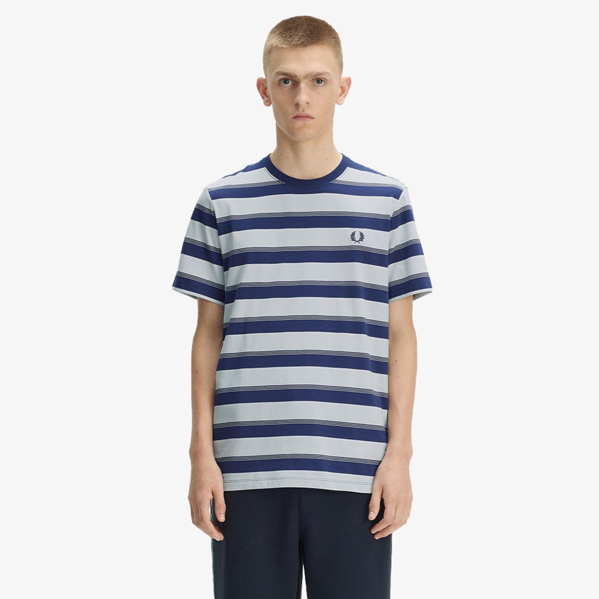 프레드페리(FRED PERRY) [Sport] 파인 스트라이프 티셔츠 - 프렌치 네이비 AFPM2612409-143