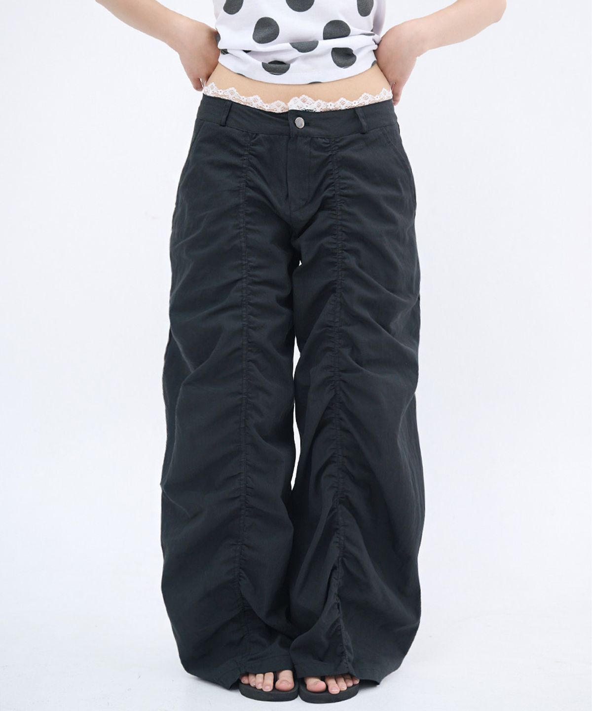 잇자바이브(ITZAVIBE) LACE LAYERED WIDE PANTS - BLACK