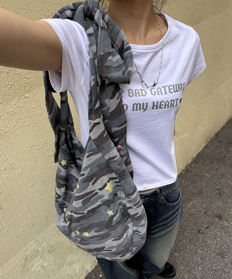 CAMO STAR REVERSIBLE RIBBON BAG