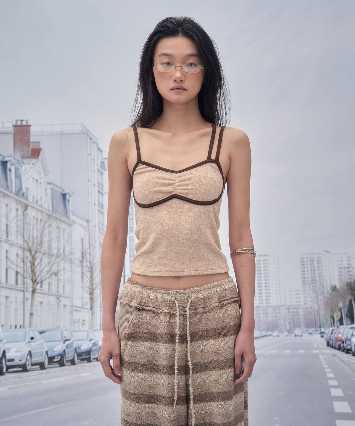 솜속(SOMSOC) DELL TERRY SLEEVELESS TOP_BEIGE