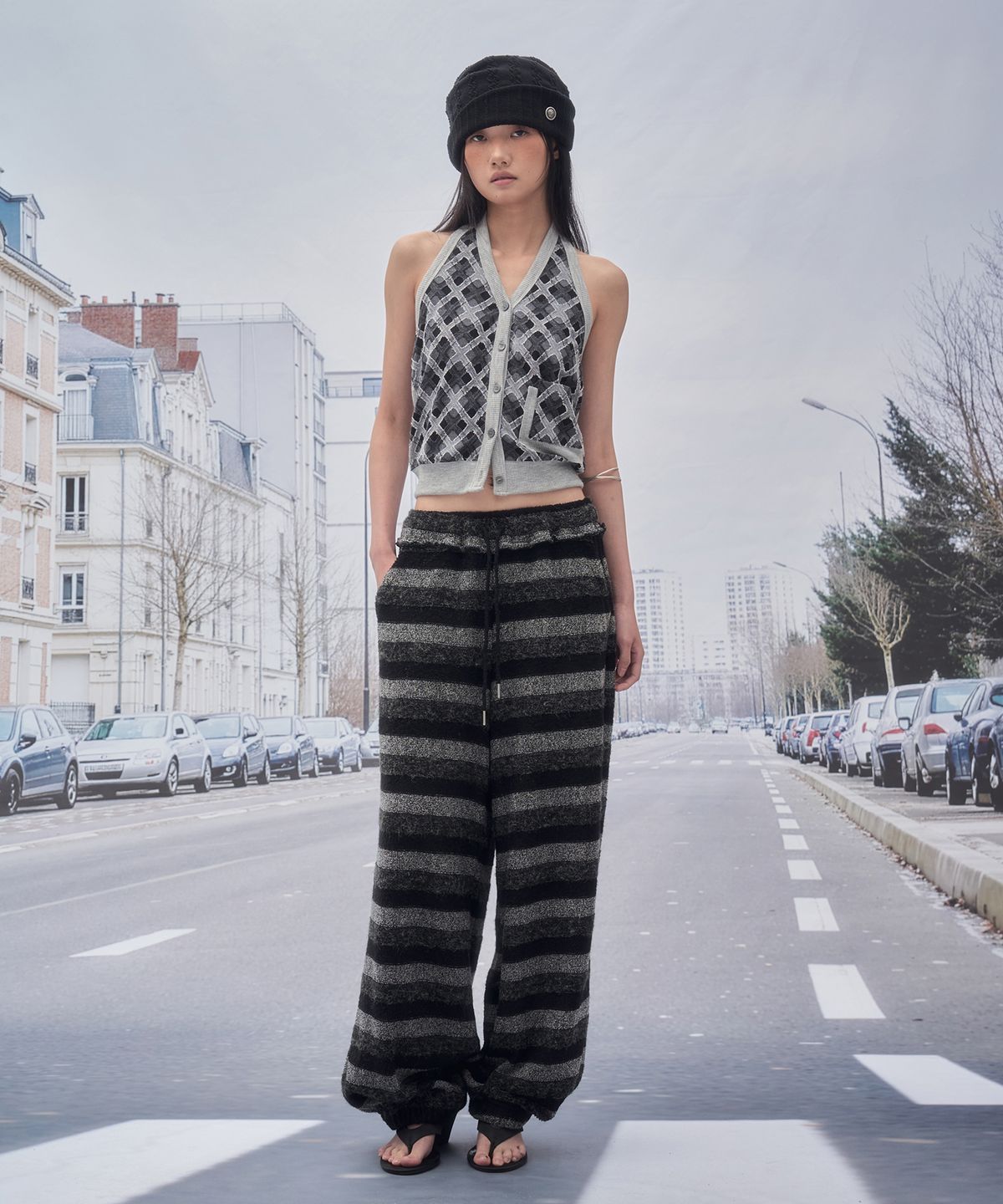 솜속(SOMSOC) TAGE STRIPE TERRY PANTS_BLACK