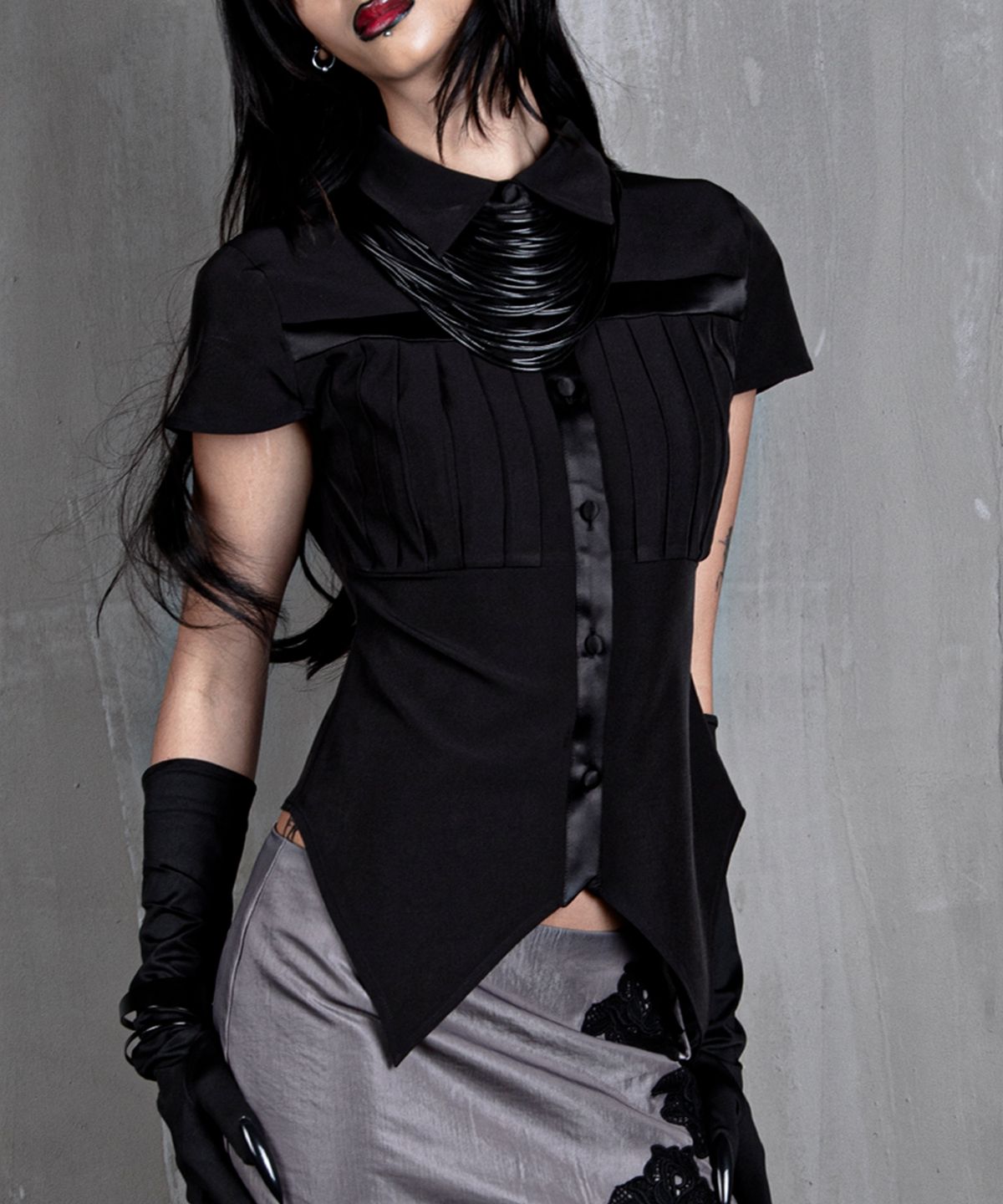 달링유어배드(DARLING, YOU'RE BAD) Cross Pleated Shirt #Black