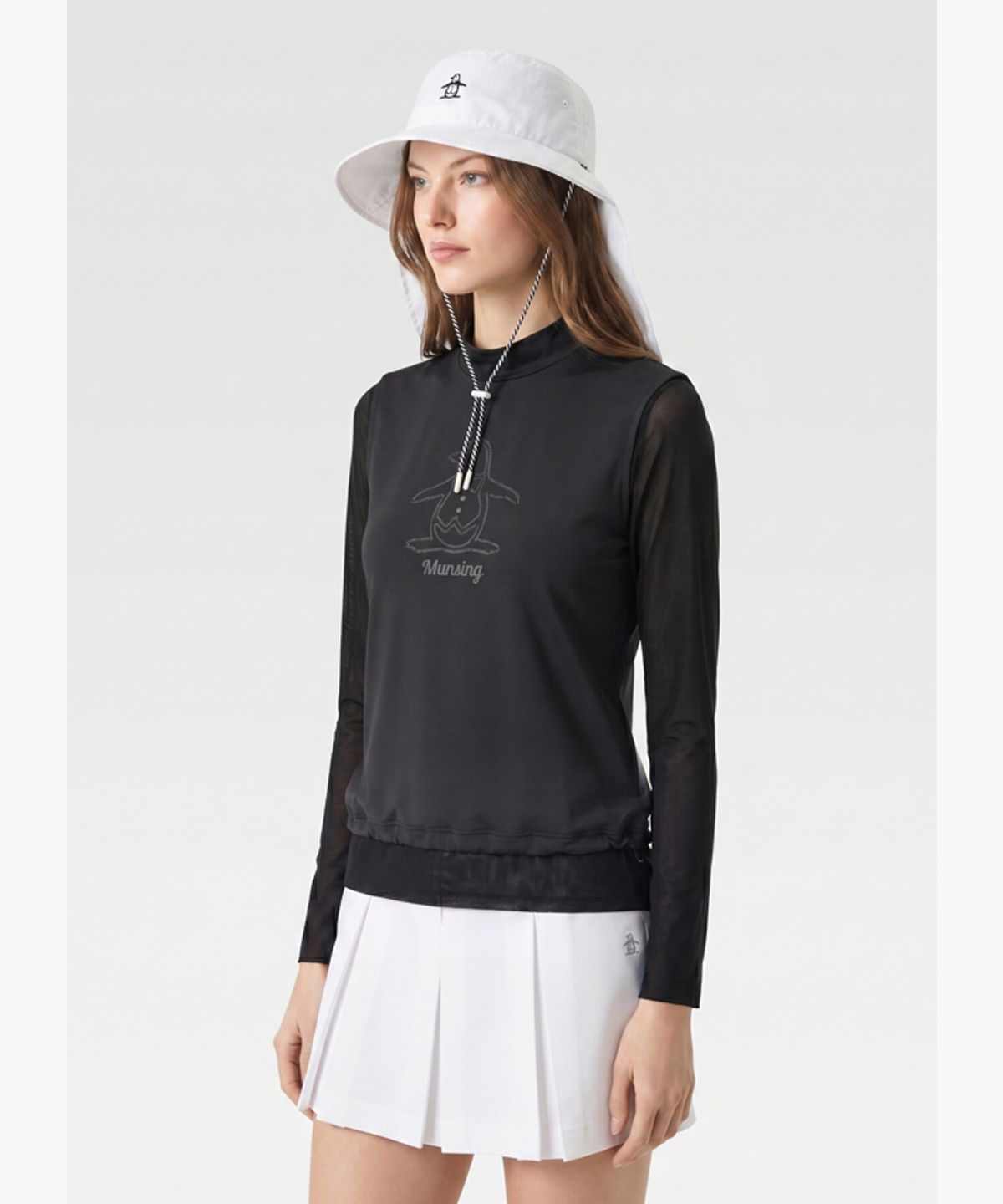 먼싱웨어(MUNSINGWEAR) 여성 썸머 하이브리드 메쉬 긴팔 티셔츠 블랙 MR222LTL61